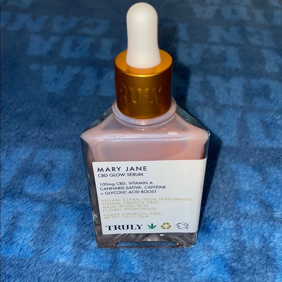TRULY Other - TRULY Mary Jane CBD Glow Serum with Pink Tint